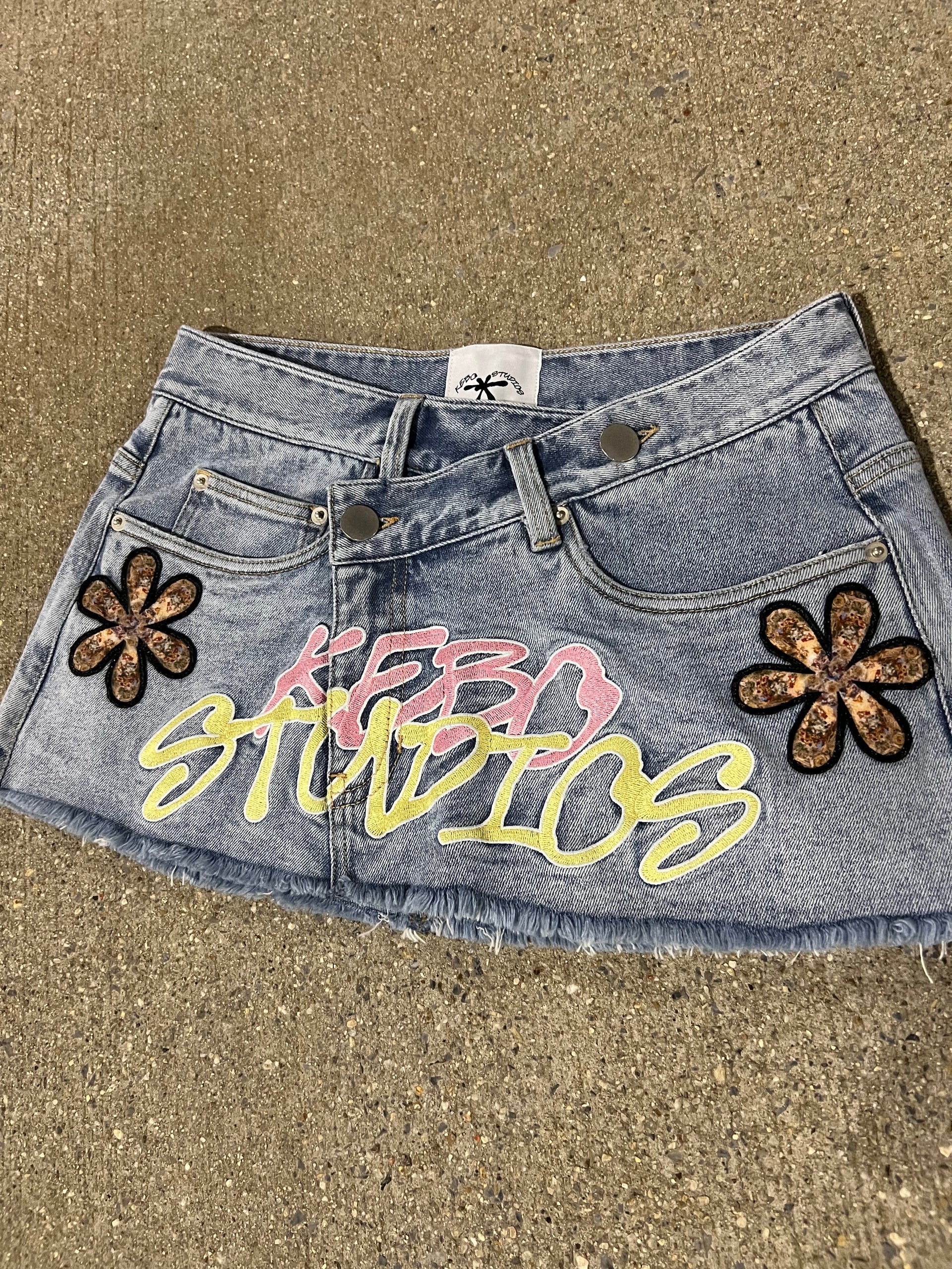 ART LOGO MINI SKIRT